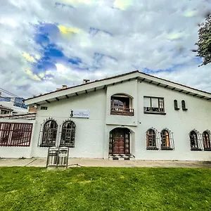 Mendoza Boutique - Cerca Aeropuerto El Dorado Bogotá